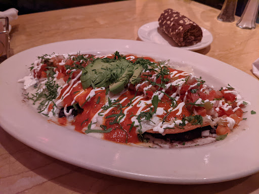 Restaurant «The Cheesecake Factory», reviews and photos, 115 Huntington Ave, Boston, MA 02199, USA