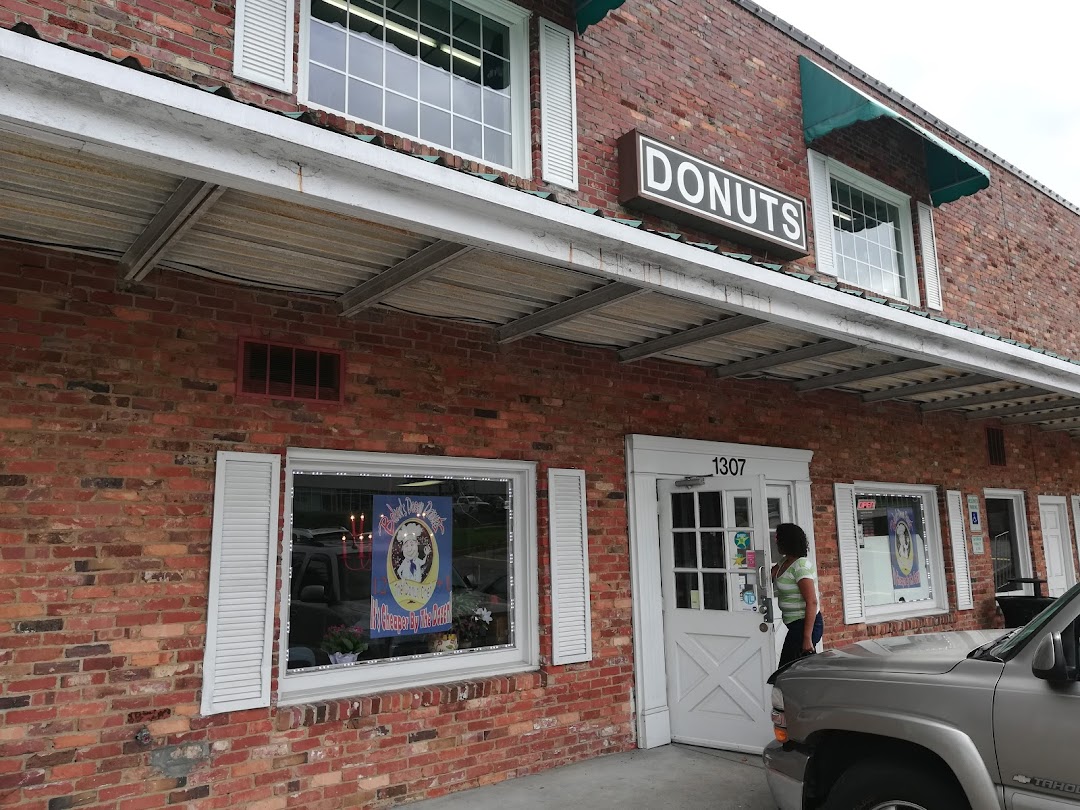 Bakers Dozen Donut Shop