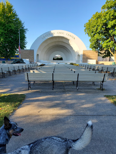 Park «Central Memorial Park», reviews and photos, 212 E 4th St, Sterling, IL 61081, USA