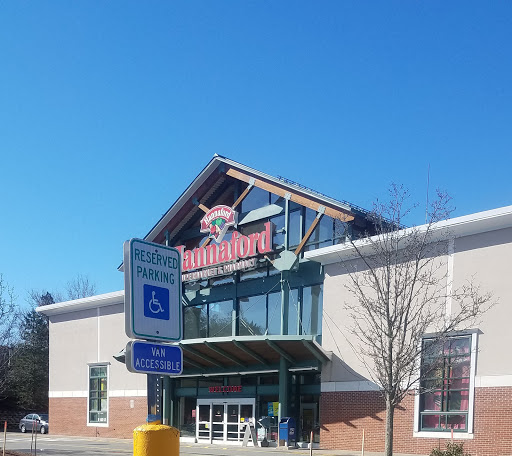 Grocery Store «Hannaford Supermarket», reviews and photos, 255 Warner Blvd, Taunton, MA 02780, USA