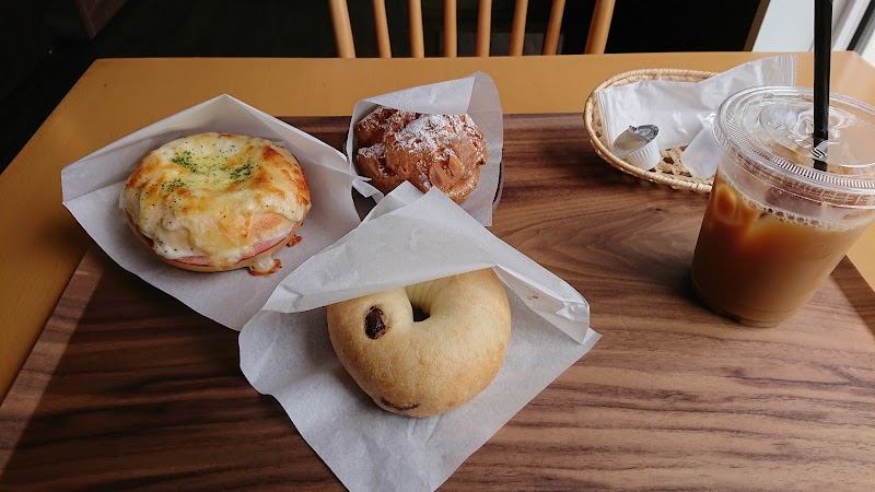 Bagle&Cafe Pommiel（ポムミエル）