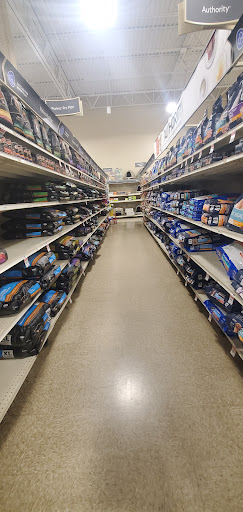 Pet Supply Store «PetSmart», reviews and photos, 2818 S Louise Ave, Sioux Falls, SD 57106, USA