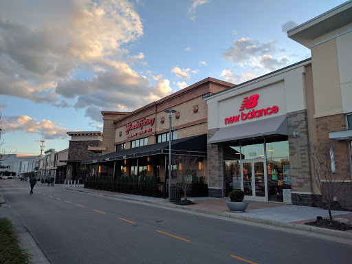 Shopping Mall «Fayette Mall», reviews and photos, 3401 Nicholasville Rd, Lexington, KY 40503, USA