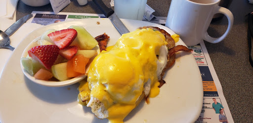 Shopping Mall «Airport Plaza Shopping Center», reviews and photos, 1390 NJ-36, Hazlet, NJ 07730, USA