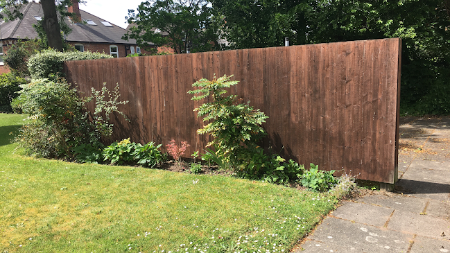 Comments and reviews of Birmingham Gardeners