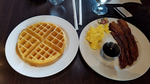 American Restaurant «Bistro 555», reviews and photos, 1200 St Antoine, Detroit, MI 48226, USA