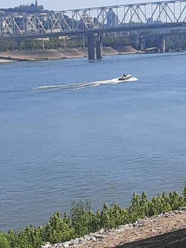 Park «George Rogers Clark Park», reviews and photos, 219 Riverside Dr, Covington, KY 41011, USA