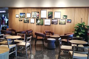 Starbucks Galería 360 image