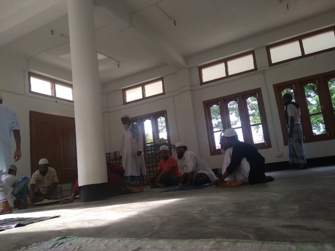 তেধাৰা গাওঁ তিনি আলি মাথাউৰি মছজিদ
