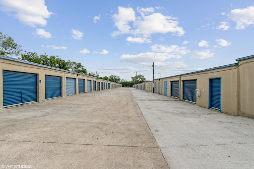 Self-Storage Facility «Watson & Taylor Self Storage», reviews and photos, 2410 SW Loop 410, San Antonio, TX 78227, USA