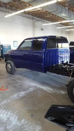 Auto Body Shop «Maaco Collision Repair & Auto Painting», reviews and photos, 3113 E Main St, Mesa, AZ 85213, USA