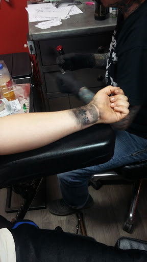 Explore full sleeve tattoo ideas for women, creative tattoo ideas in Gadsden, available at Old School Ink Electric Tattooing