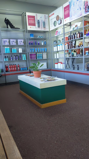 Hair Salon «Cost Cutters», reviews and photos, 1131 Tolland Turnpike l, Manchester, CT 06042, USA