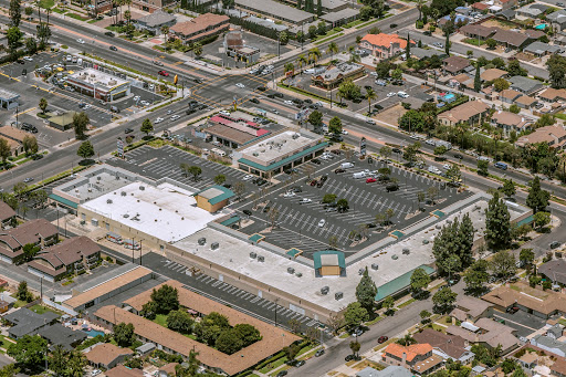 Shopping Mall «Anaheim West Shopping Center», reviews and photos, 3174 W Lincoln Ave, Anaheim, CA 92801, USA