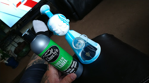 Tobacco Shop «Fu King Smoke Shop», reviews and photos, 689 Main St, Hackensack, NJ 07601, USA