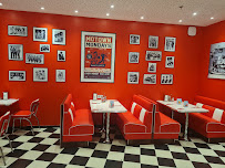 Atmosphère du Restaurant Holly's Diner Cesson Bois Sénart - n°16