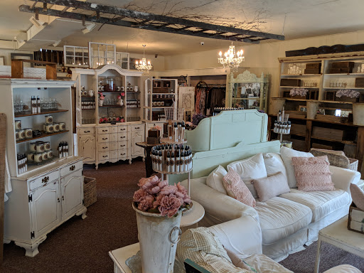 Home Goods Store «Monica Potter Home», reviews and photos, 12724 OH-88, Garrettsville, OH 44231, USA