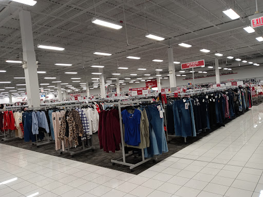 Clothing Store «Burlington Coat Factory», reviews and photos, 1300 N Larkin Ave, Joliet, IL 60435, USA