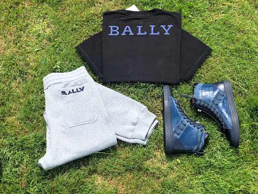 Clothing Store «Krush Clothing», reviews and photos, 4447 Mayfield Rd, South Euclid, OH 44121, USA