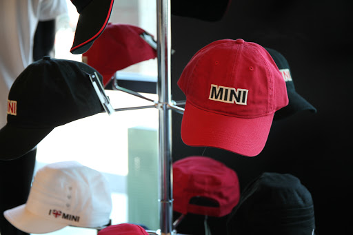 Car Dealer «Ferman MINI of Tampa Bay», reviews and photos, 31320 US-19, Palm Harbor, FL 34684, USA