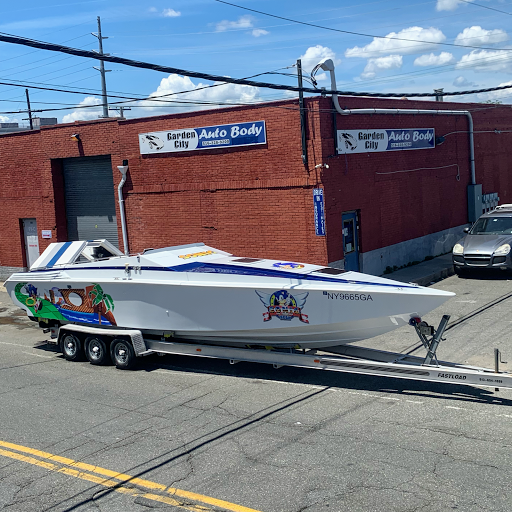 Auto Body Shop «Garden City Auto Body», reviews and photos, 91 Commercial Ave, Garden City, NY 11530, USA