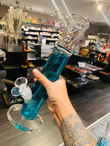 Tobacco Shop «Kush Cloud Smoke Shop», reviews and photos, 2118 W Busch Blvd, Tampa, FL 33612, USA