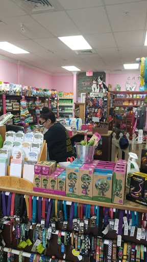 Pet Store «Woof Gang Bakery & Grooming Palm Beach Gardens», reviews and photos, 6231 PGA Boulevard #114, Palm Beach Gardens, FL 33418, USA