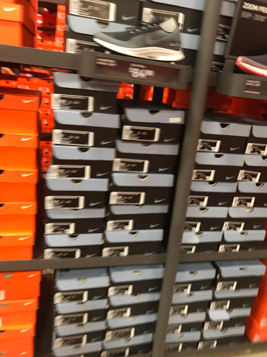 Sporting Goods Store «Nike Factory Store», reviews and photos, 5195 Factory Shops Blvd, Ellenton, FL 34222, USA