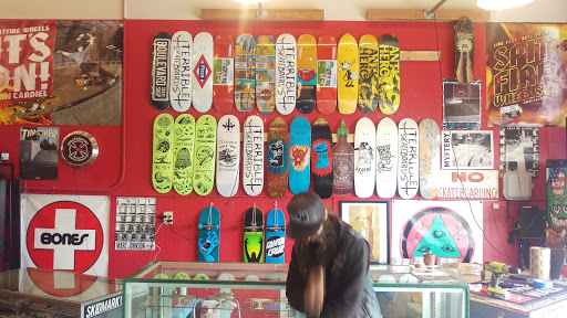 Skate Shop «Boulevard Skate Shop», reviews and photos, 3747 W Pacific Ave, Sacramento, CA 95820, USA