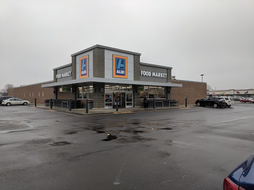 ALDI, 5216 Detroit Ave, Elyria, OH 44035, USA, 