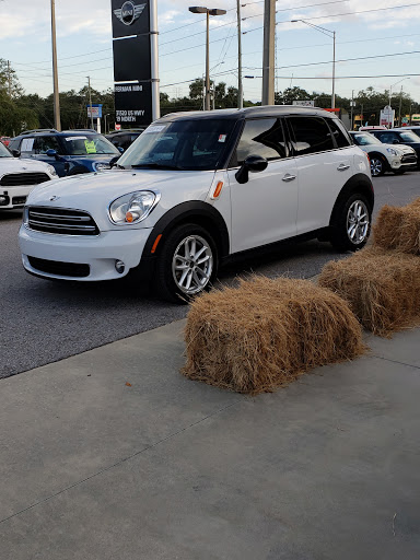 Car Dealer «Ferman MINI of Tampa Bay», reviews and photos, 31320 US-19, Palm Harbor, FL 34684, USA