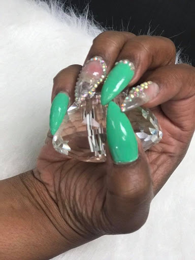 Beauty Salon «Ooh La La Saloon», reviews and photos, 1133 Silas Creek Pkwy, Winston-Salem, NC 27127, USA