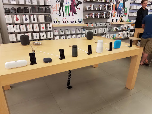 Computer Store «Apple Barton Creek», reviews and photos, 2901 S Capital of Texas Hwy, Austin, TX 78746, USA