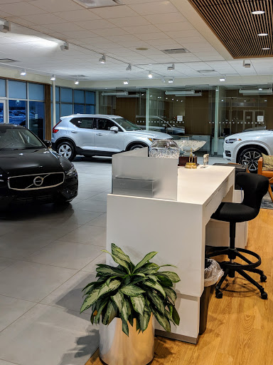 Volvo Dealer «Leikin Volvo Cars Cleveland», reviews and photos, 38750 Mentor Ave #3, Willoughby, OH 44094, USA
