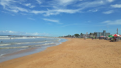 Photo de Plage de Jacaraipe avec rivage droit, long