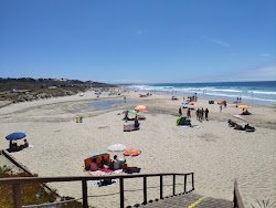 Praia de Sao Torpes'in fotoğrafı - rahatlamayı sevenler arasında popüler bir yer