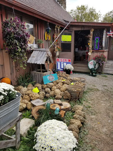 Flea Market «Olde Tyme Flea Market», reviews and photos, 5400 State Rd 46, Nashville, IN 47448, USA