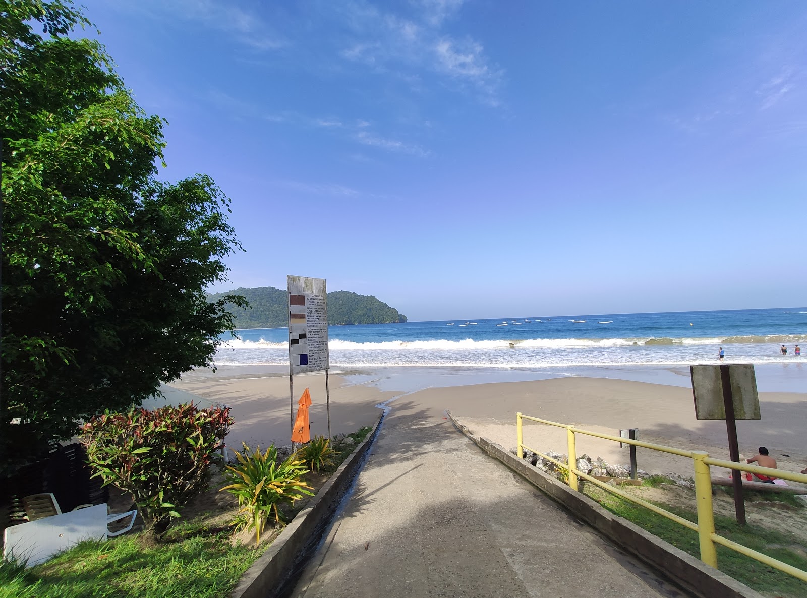 Las Cuevas beach photo #8