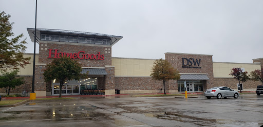 DSW Designer Shoe Warehouse, 2201 S Interstate 35 E, Denton, TX 76205, USA, 