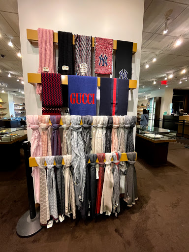 Boutique «Gucci Outlet», reviews and photos, 3939 S Interstate Hwy 35 #1050, San Marcos, TX 78666, USA
