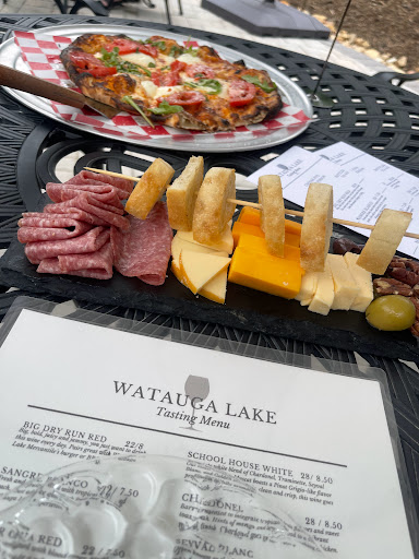 Winery «Watauga Lake Winery», reviews and photos, 6952 Big Dry Run Rd, Butler, TN 37640, USA