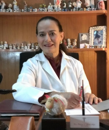 Dra. Patricia Susana Garza Mejia, Ginecólogo