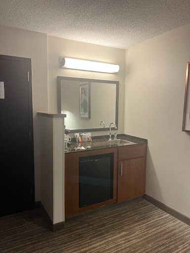 Hotel «Hyatt Place Kansas City/Overland Park/Metcalf», reviews and photos