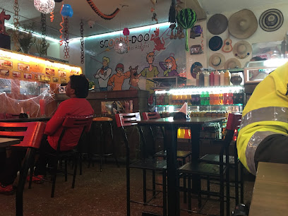 Pizzeria Y Comidas Rápidas Scooby Doo a, Calle 8b, Bogotá, Colombia