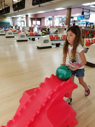 Bowling Alley «Narrows Plaza Bowl», reviews and photos, 2200 Mildred St W, Tacoma, WA 98466, USA