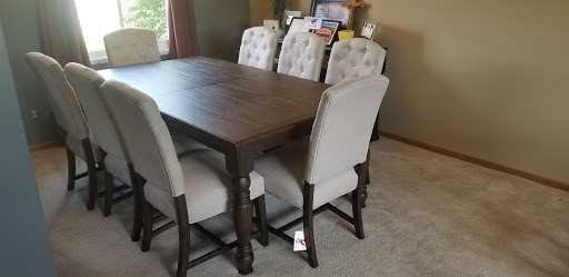 Furniture Store «Art Van Furniture - Algonquin», reviews and photos, 1500 S Randall Rd, Algonquin, IL 60102, USA