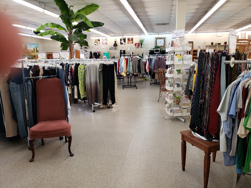 Thrift Store «Gulfside Hospice Thrift Shoppe», reviews and photos, 36524 FL-54, Zephyrhills, FL 33542, USA