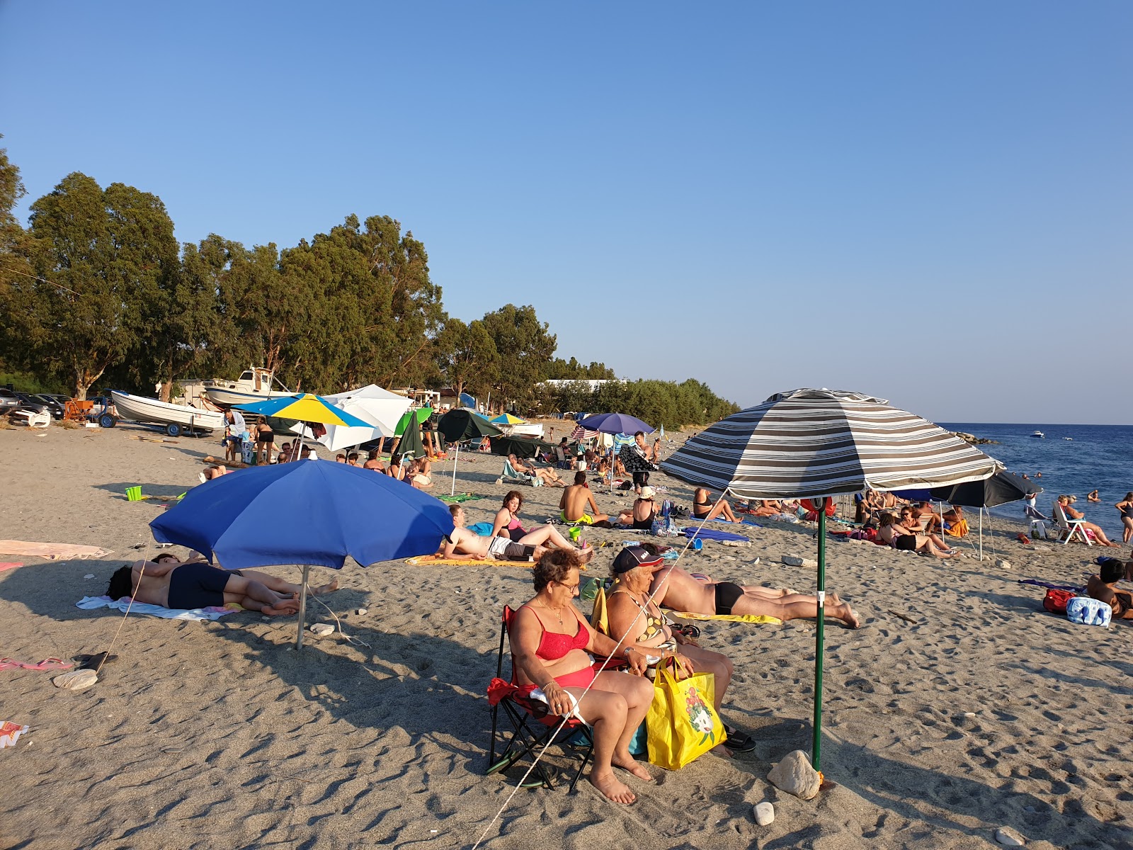 Foto de Giovanni-Lazzaro beach área de resort de praia