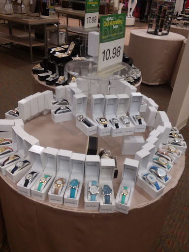 Department Store «Bealls Store», reviews and photos, 1458 W Granada Blvd, Ormond Beach, FL 32174, USA