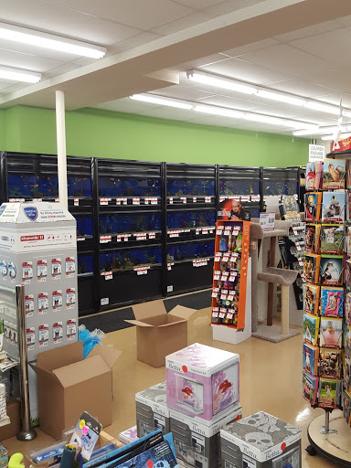 Pet Supply Store «Pet Supplies Plus», reviews and photos, 7031 Lincoln Ave, Lincolnwood, IL 60712, USA